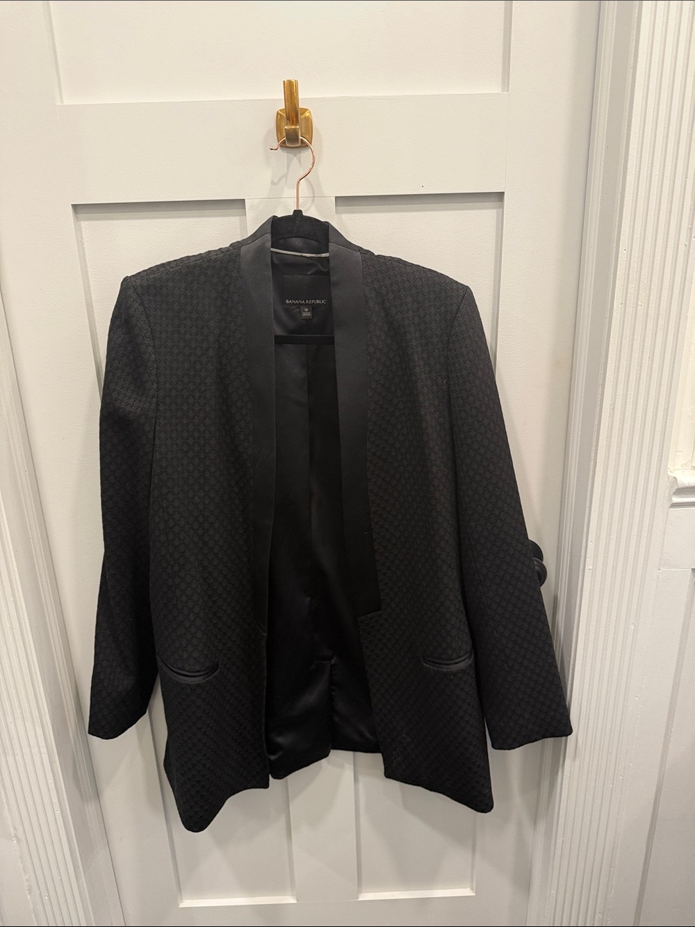 Banana Republic Black Textured Satin-Trim Blazer